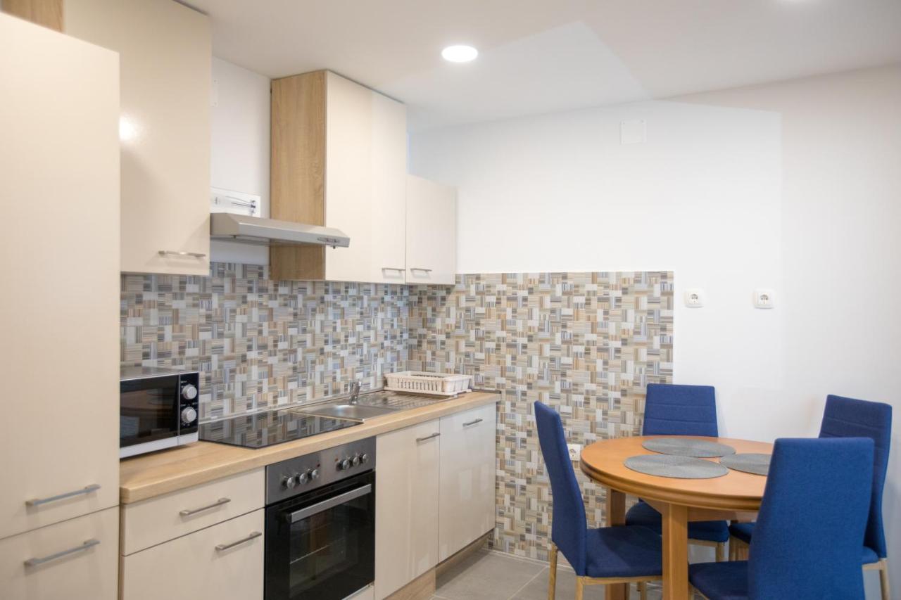 Toto Apartment Lukovo Sugarje Exterior photo